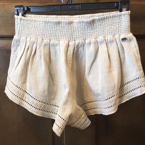 Off-white shorts NW